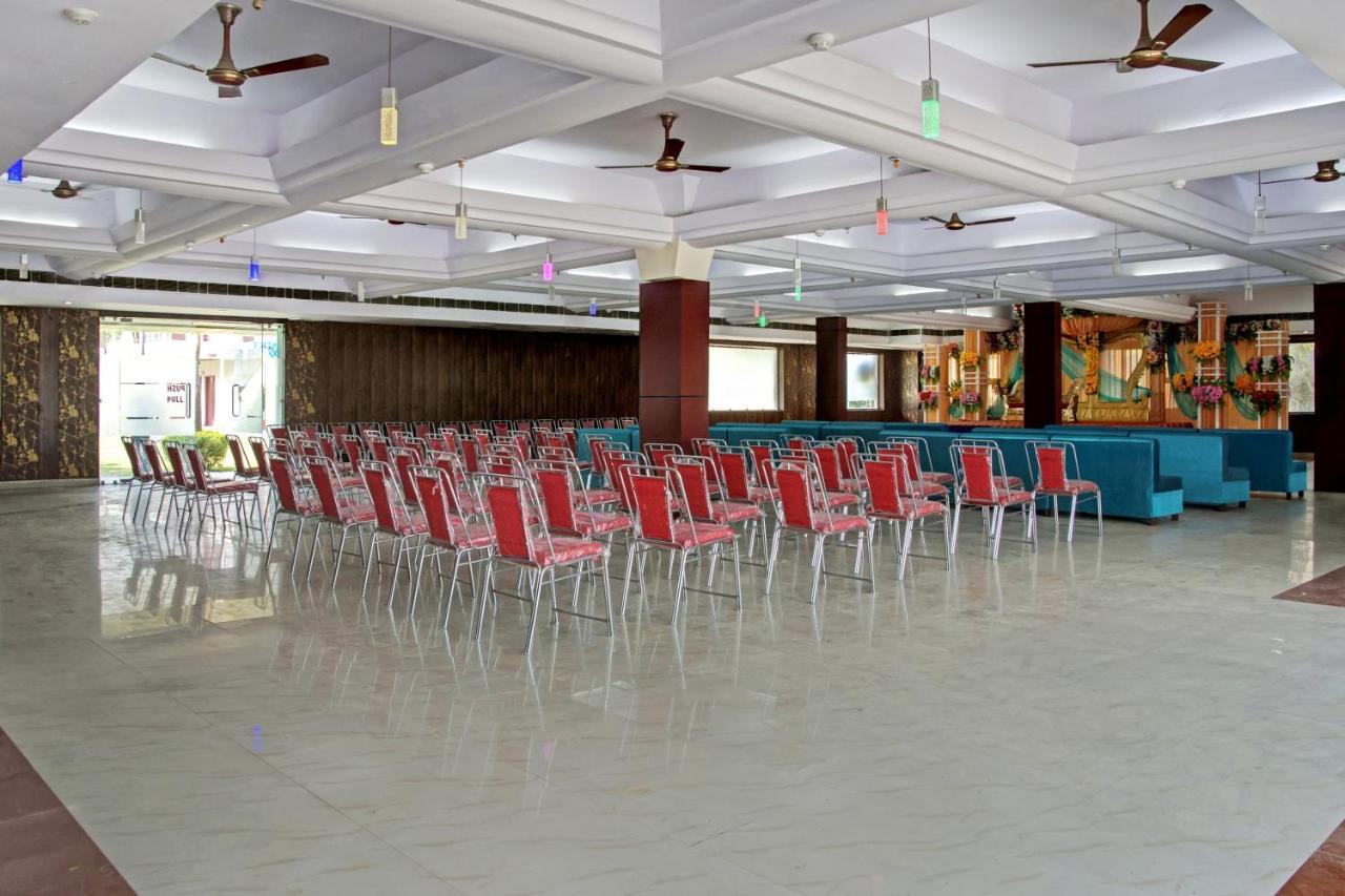 מלון Dhāmpur Oyo 62241 Swastik Garden מראה חיצוני תמונה